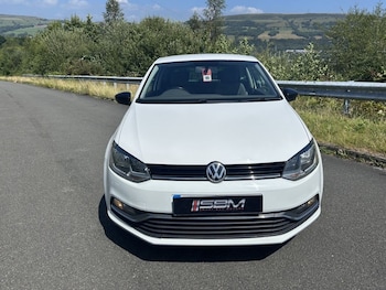 Used Volkswagen Polo 2015 for sale - 75359627: Photo