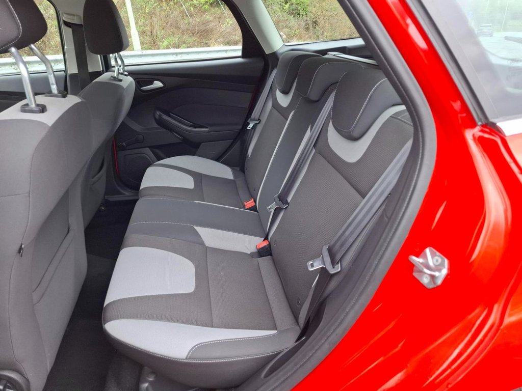 Used Ford Focus 2013 for sale - 75998125: Photo 16