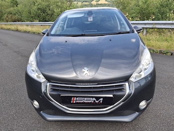 Used Peugeot 208 2015 for sale - 75201218: Photo