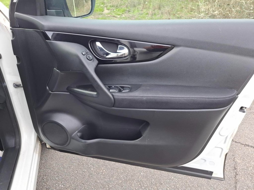 Used Nissan Qashqai 2015 for sale - 78016768: Photo 20