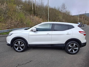 Used Nissan Qashqai 2015 for sale - 78016768: Photo