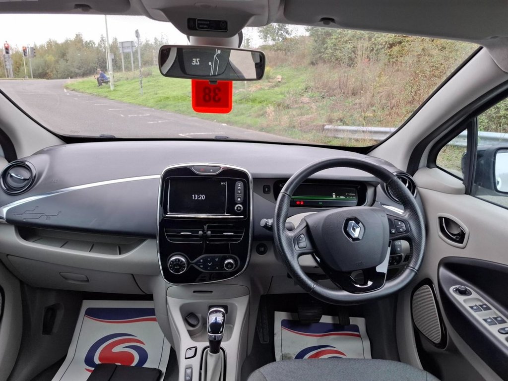 Used Renault Zoe 2016 for sale - 76236115: Photo 11