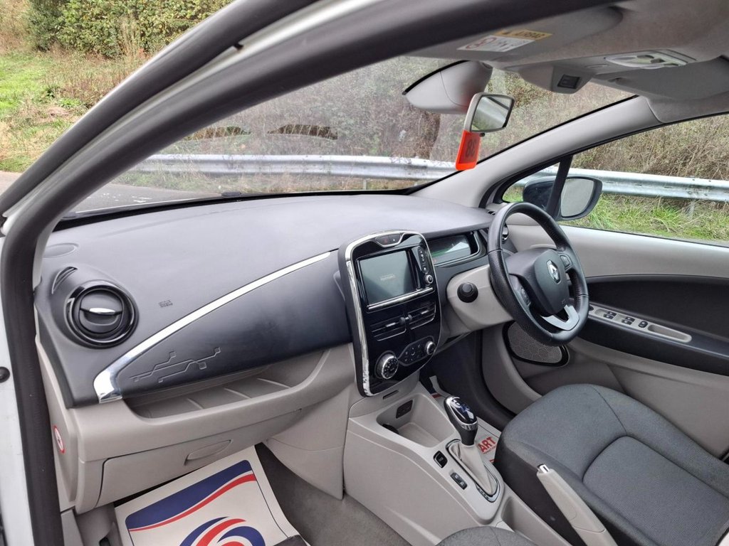 Used Renault Zoe 2016 for sale - 76236115: Photo 13