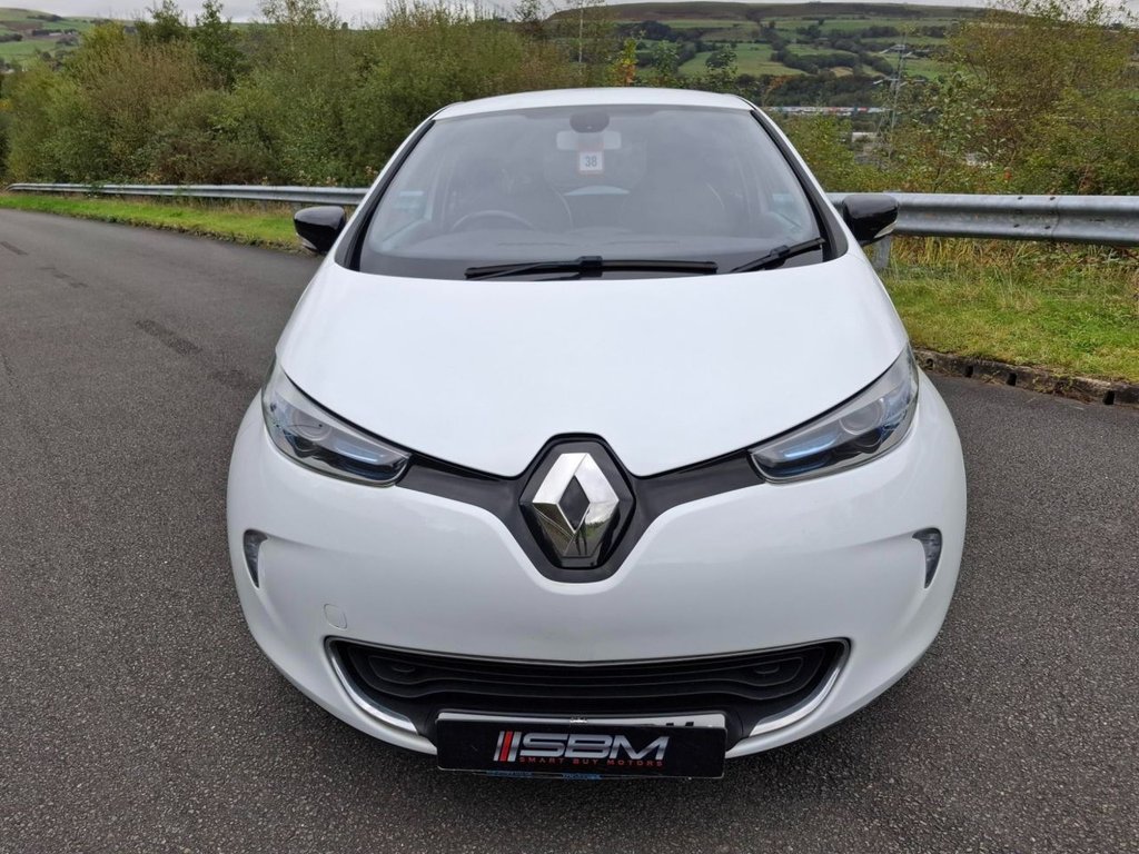 Used Renault Zoe 2016 for sale - 76236115: Photo 2