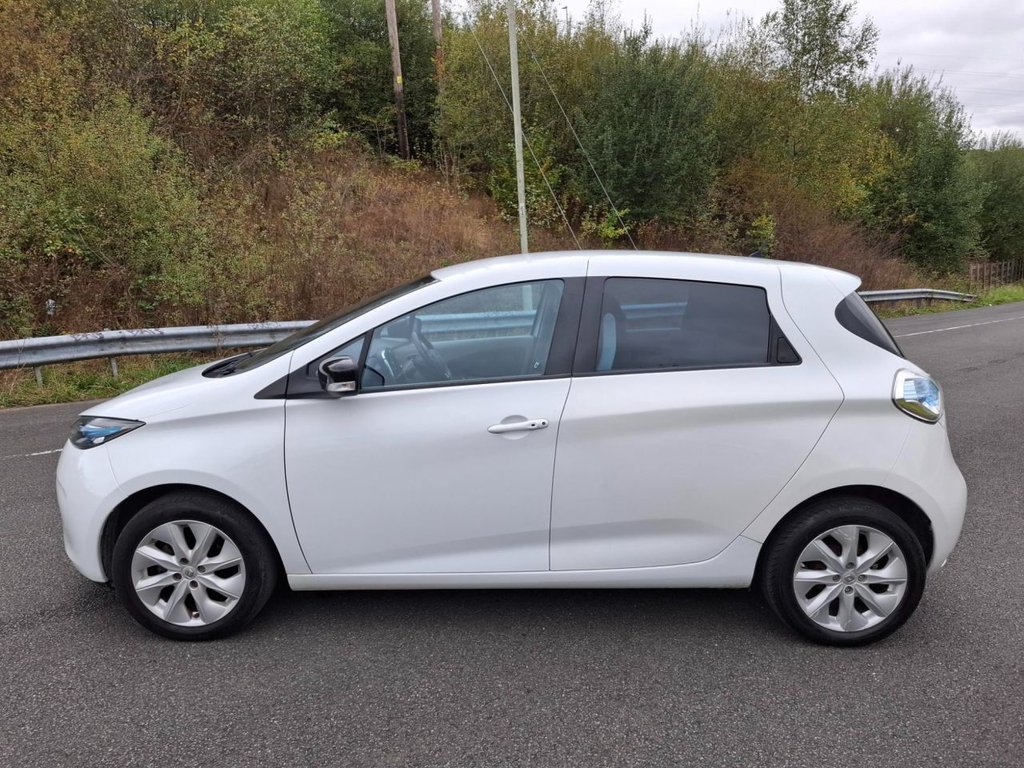 Used Renault Zoe 2016 for sale - 76236115: Photo 4