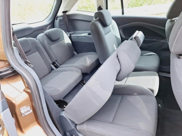 Used Ford Grand C-Max 2015 for sale - 76080446: Photo 22