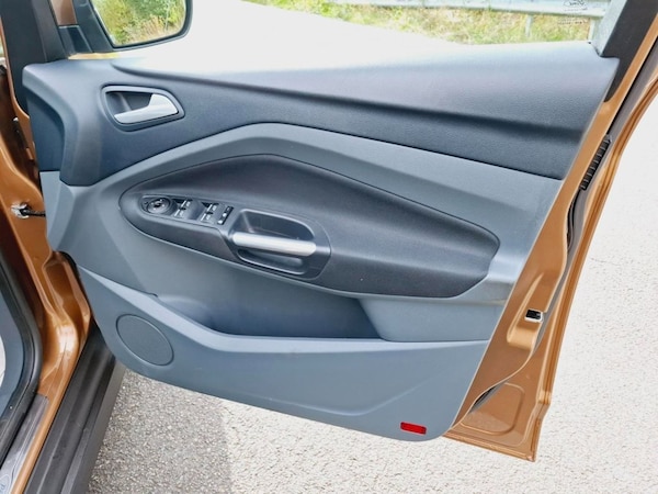 Used Ford Grand C-Max 2015 for sale - 76080446: Photo 24