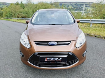 Used Ford Grand C-Max 2015 for sale - 76080446: Photo 2