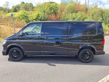 Used Volkswagen Transporter 2017 for sale - 79450144: Photo