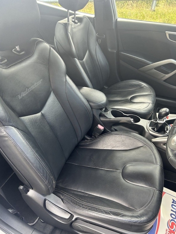 Used Hyundai Veloster 2013 for sale - 75347336: Photo 13