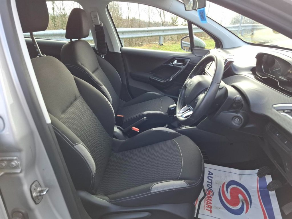 Used Peugeot 208 2016 for sale - 77692660: Photo 11