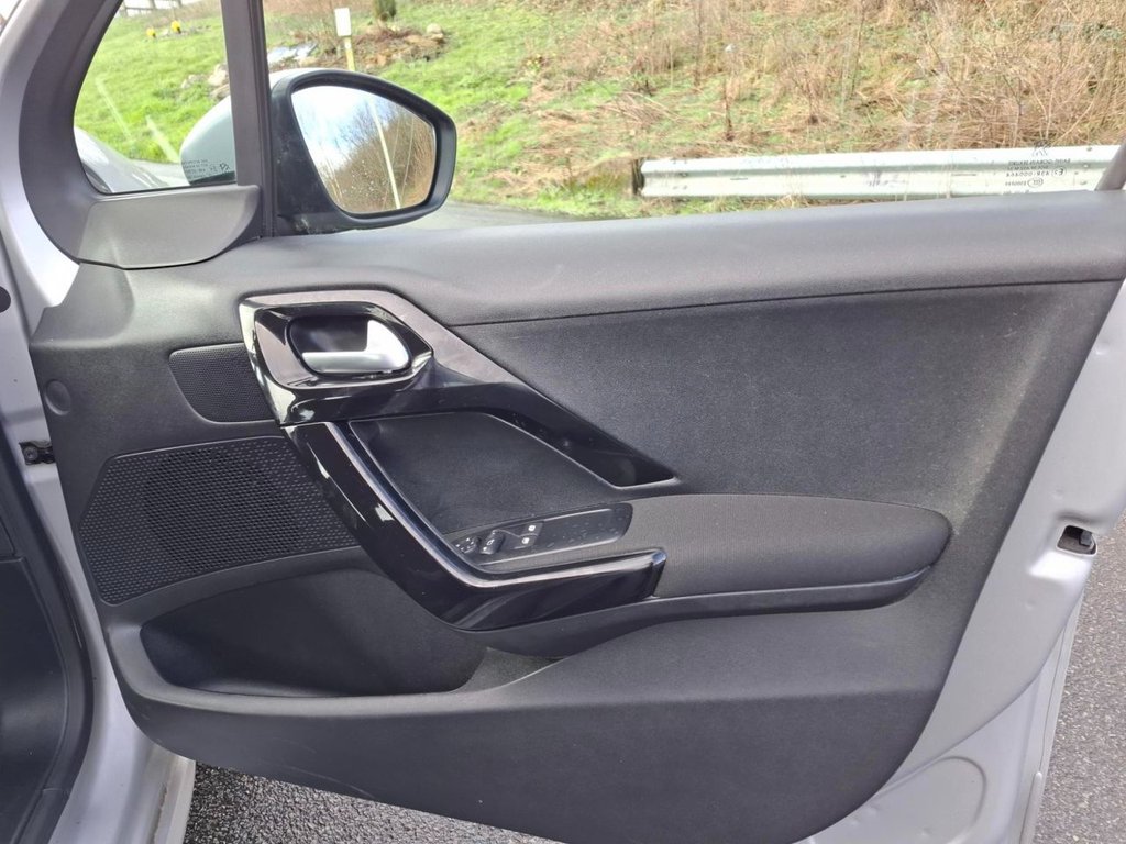 Used Peugeot 208 2016 for sale - 77692660: Photo 19