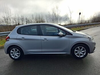 Used Peugeot 208 2016 for sale - 77692660: Photo
