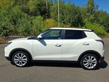Used Ssangyong Tivoli 2016 for sale - 79220861: Photo