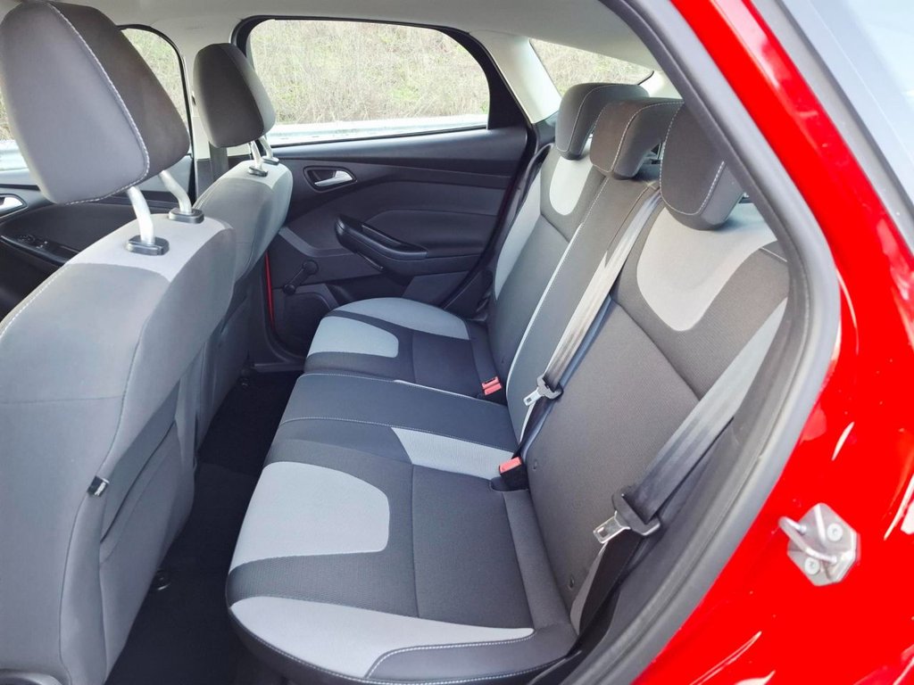 Used Ford Focus 2012 for sale - 76631826: Photo 17