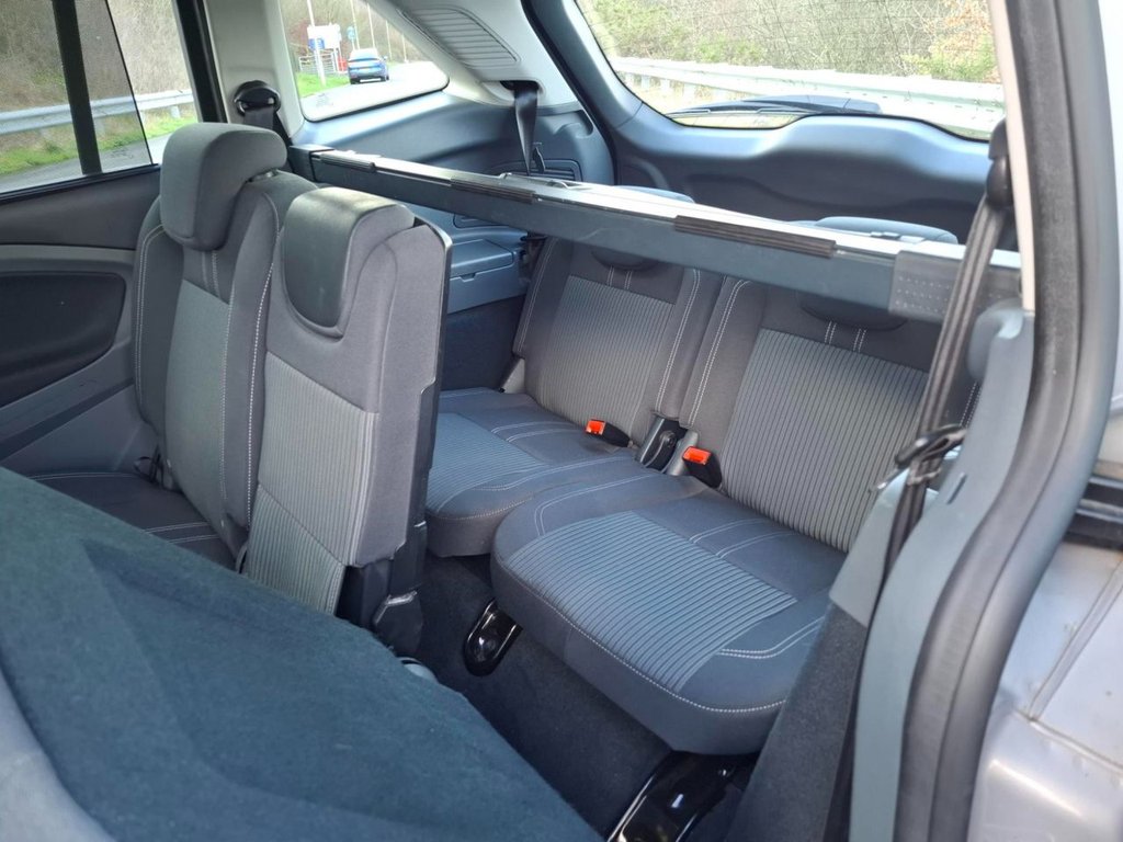 Used Ford Grand C-Max 2011 for sale - 77835106: Photo 19