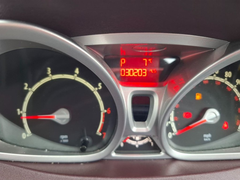 Used Ford Fiesta 2010 for sale - 77594072: Photo 10