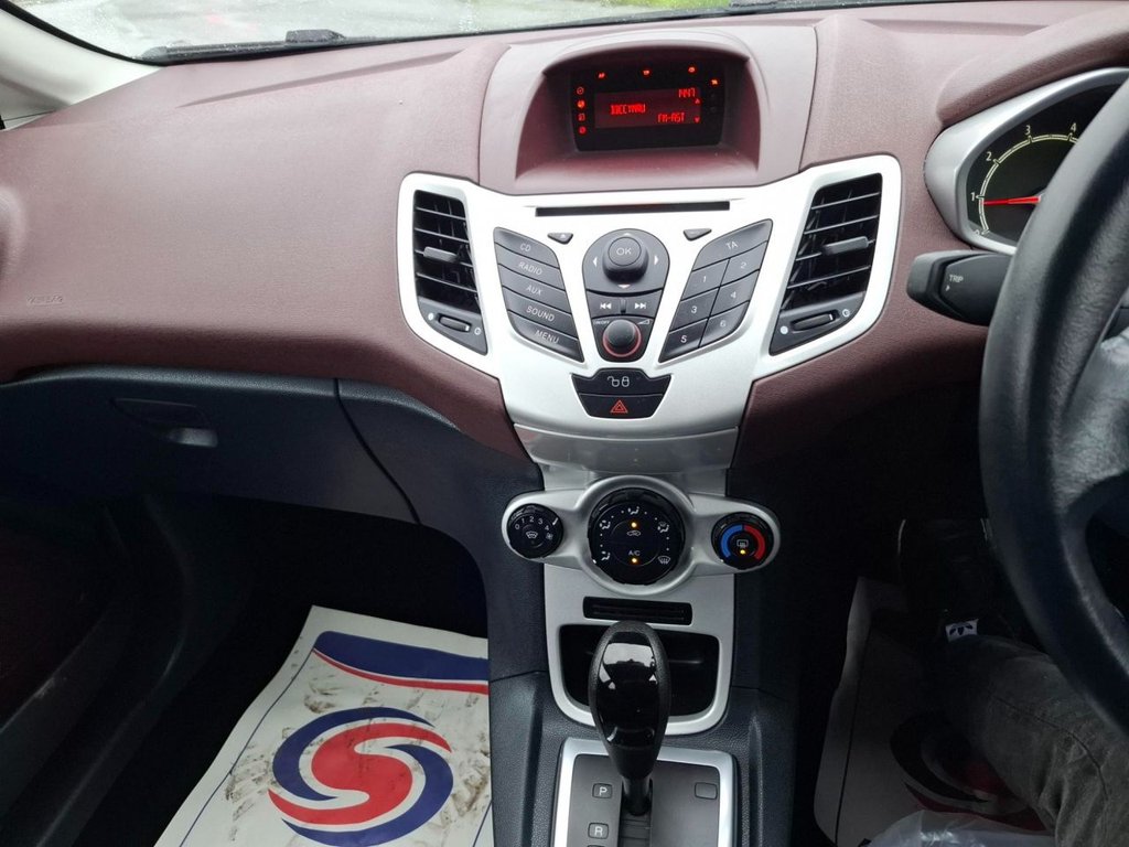 Used Ford Fiesta 2010 for sale - 77594072: Photo 17