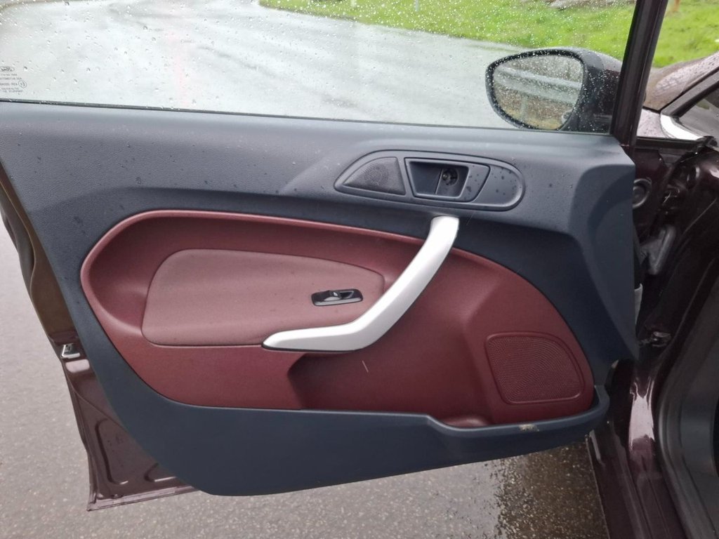 Used Ford Fiesta 2010 for sale - 77594072: Photo 22