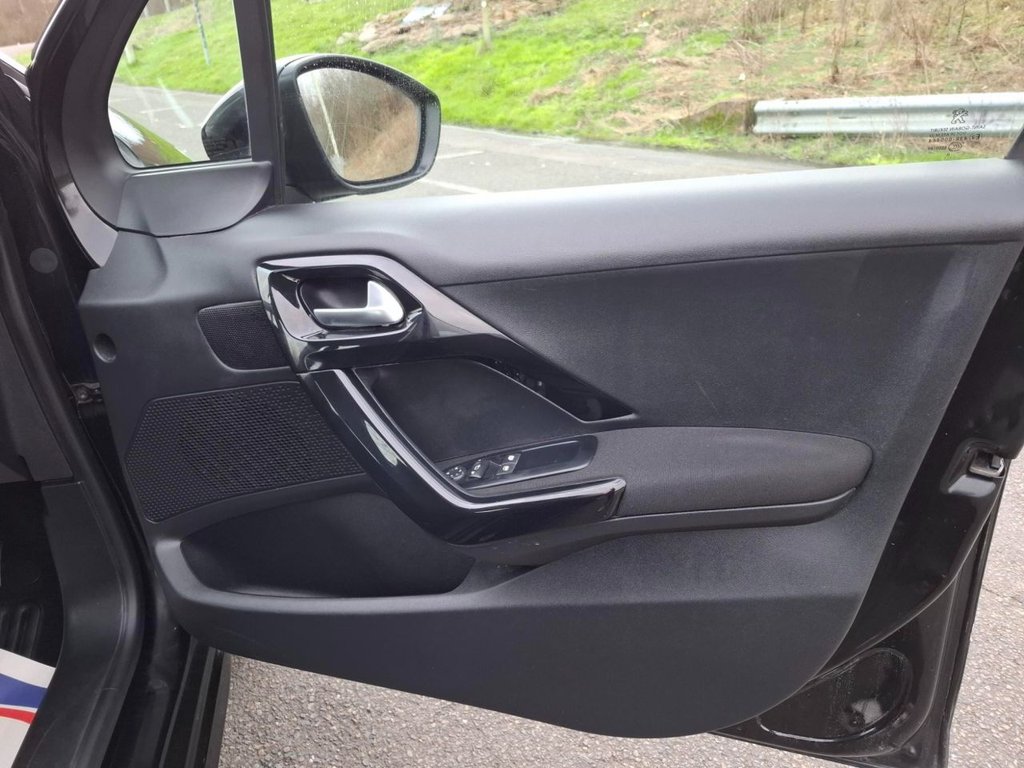 Used Peugeot 208 2018 for sale - 77792089: Photo 14