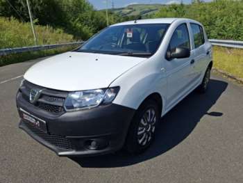 Used Dacia Sandero 2015 for sale - 74997479: Photo