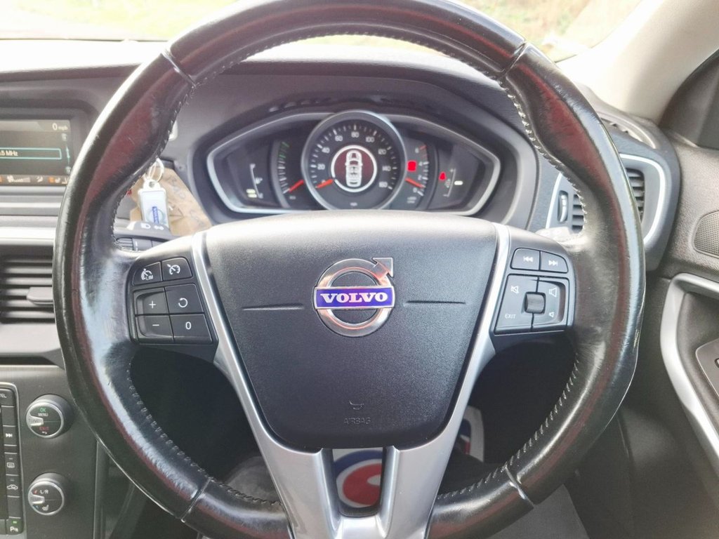 Used Volvo V40 2015 for sale - 76345364: Photo 16
