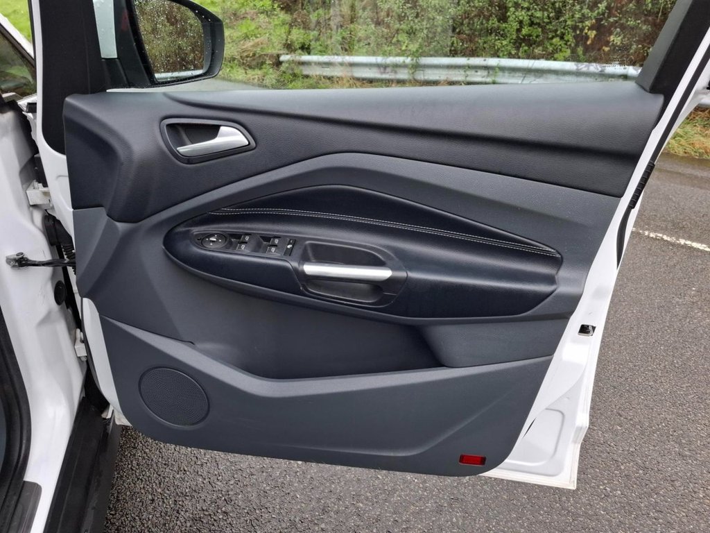 Used Ford C-Max 2014 for sale - 76604403: Photo 21