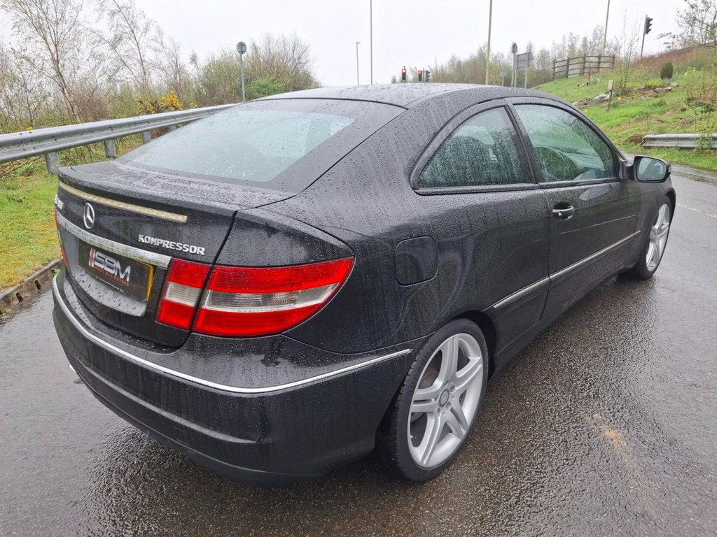 Used Mercedes-Benz CLC Class 2010 for sale - 77680379: Photo 8