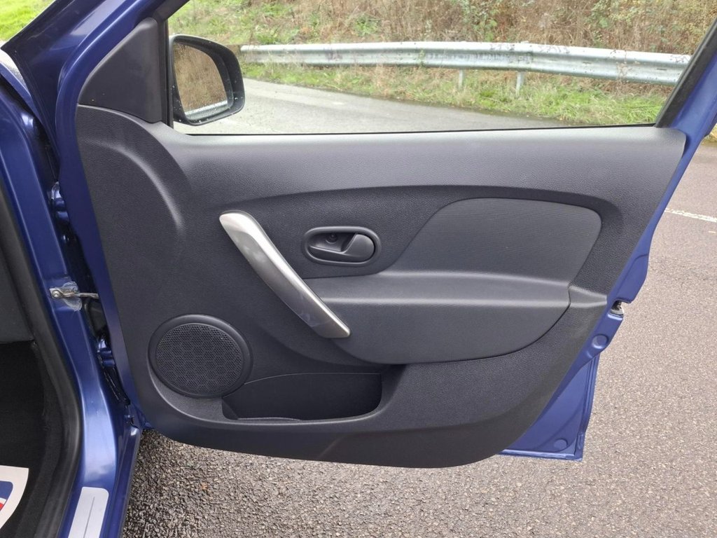 Used Dacia Sandero 2014 for sale - 76395816: Photo 16