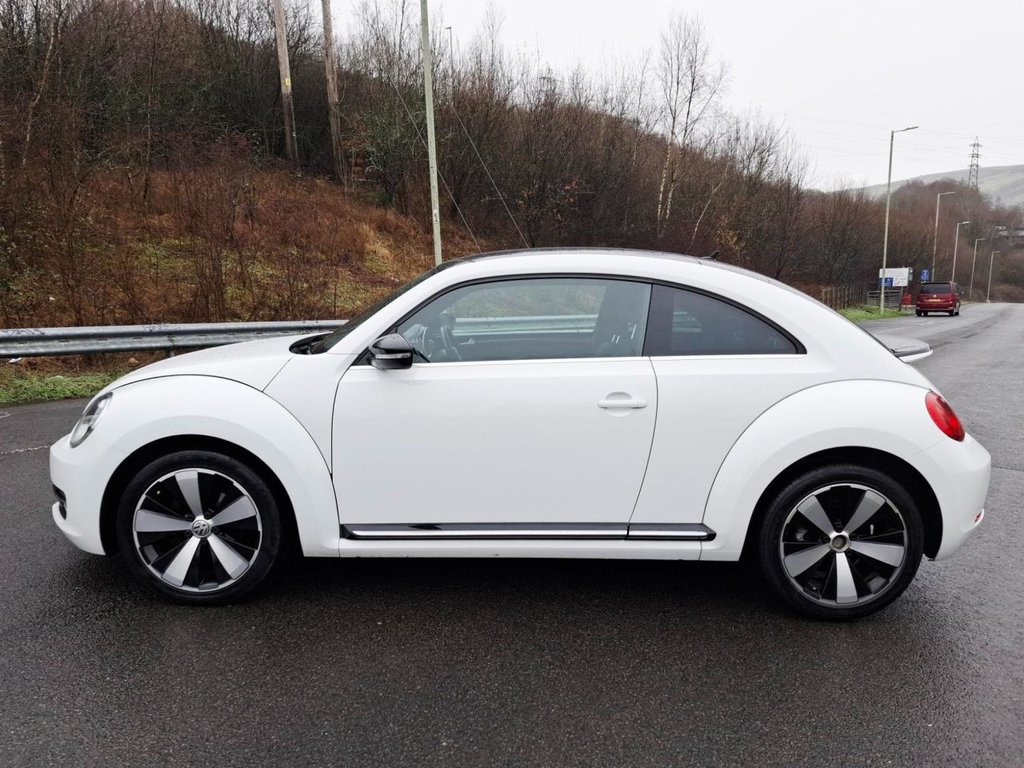 Used Volkswagen Beetle 2015 for sale - 77056427: Photo 4
