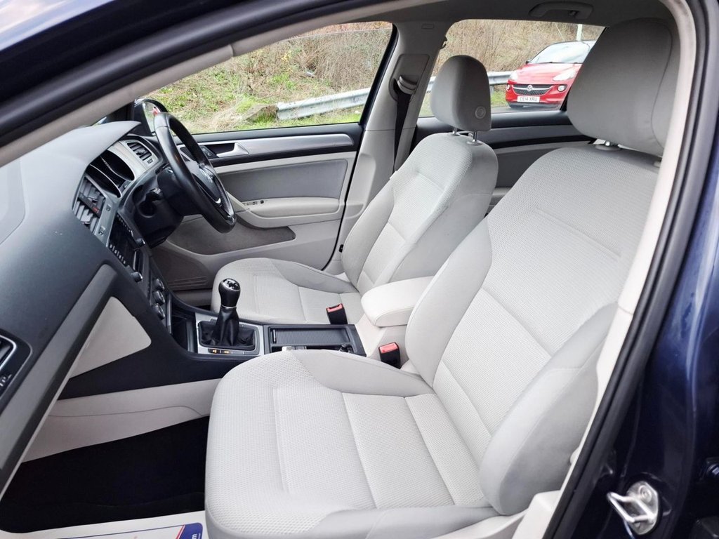 Used Volkswagen Golf 2014 for sale - 76910034: Photo 10