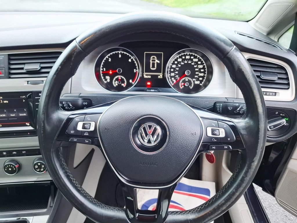 Used Volkswagen Golf 2014 for sale - 76910034: Photo 15