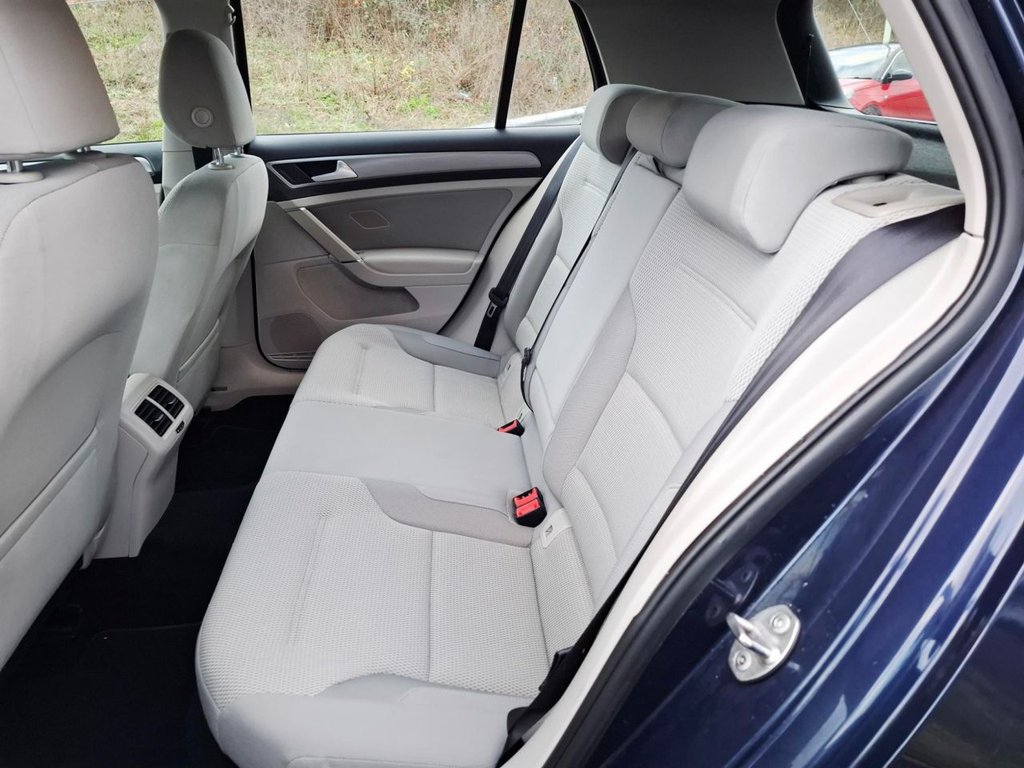 Used Volkswagen Golf 2014 for sale - 76910034: Photo 16