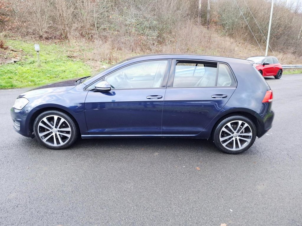 Used Volkswagen Golf 2014 for sale - 76910034: Photo 4
