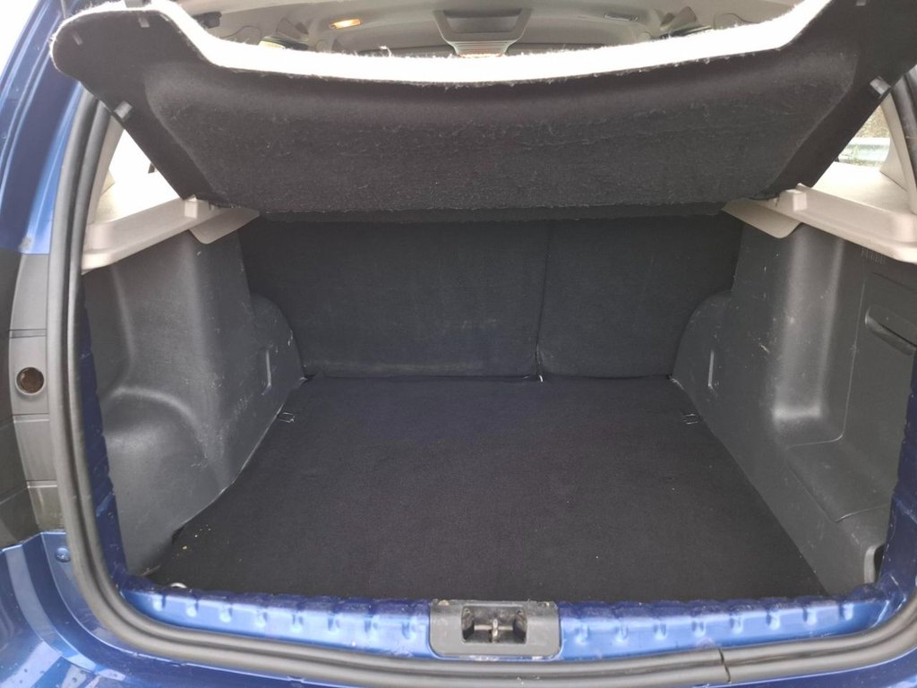 Used Dacia Duster 2013 for sale - 76604401: Photo 17