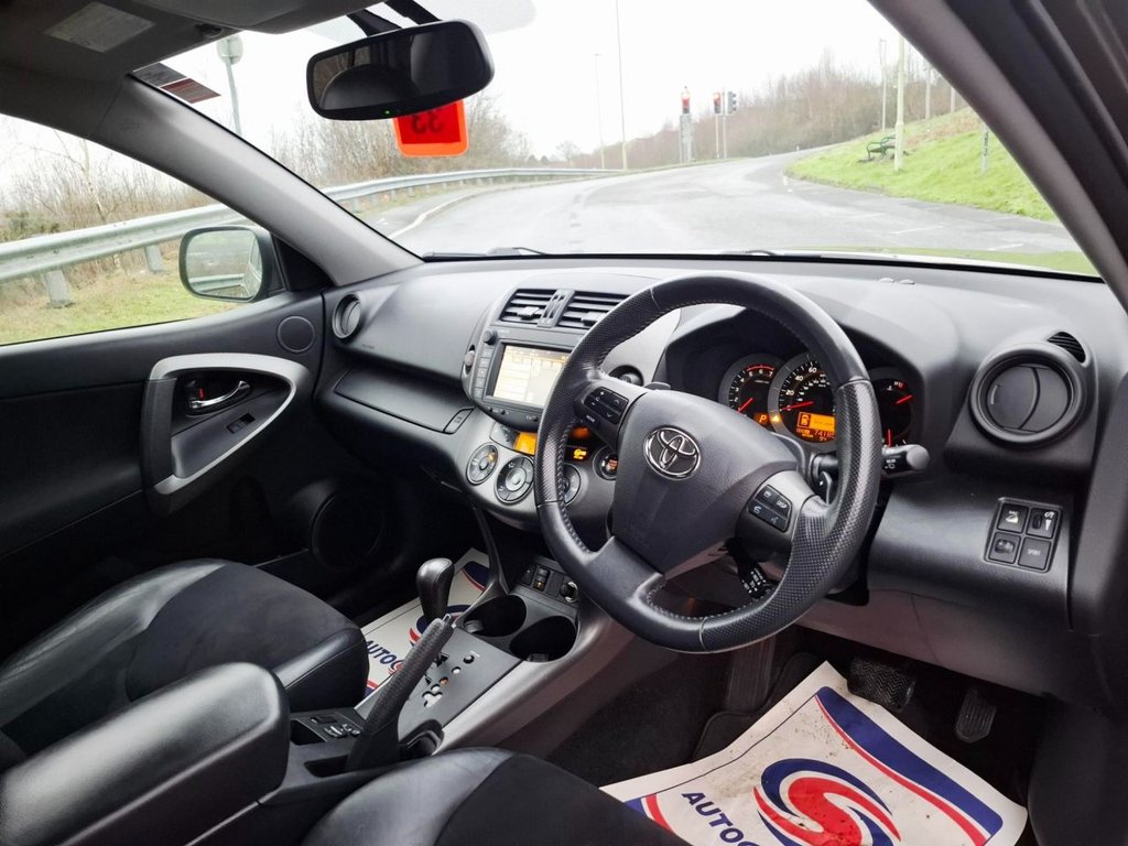 Used Toyota RAV4 2011 for sale - 76216853: Photo 15