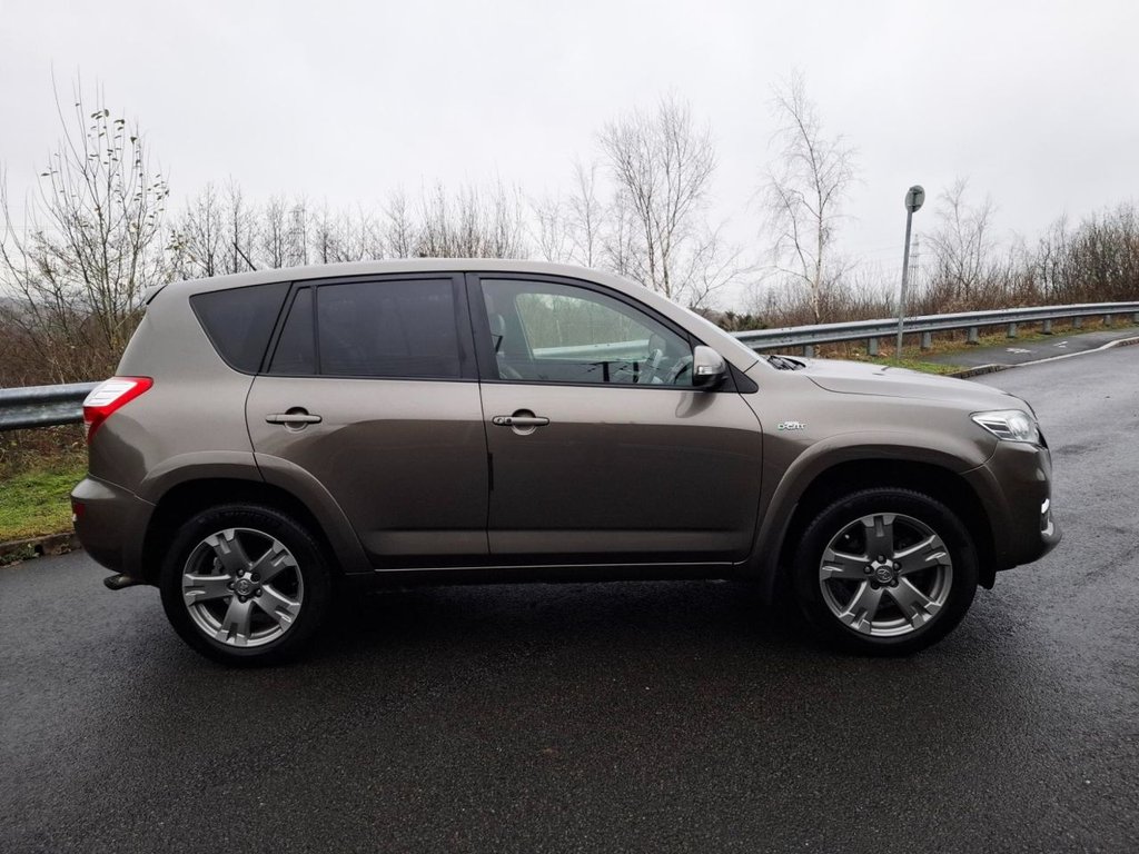 Used Toyota RAV4 2011 for sale - 76216853: Photo 6