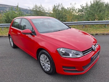Volkswagen - Golf