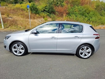 Used Peugeot 308 2016 for sale - 79450058: Photo