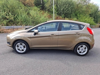 Used Ford Fiesta 2013 for sale - 79300342: Photo