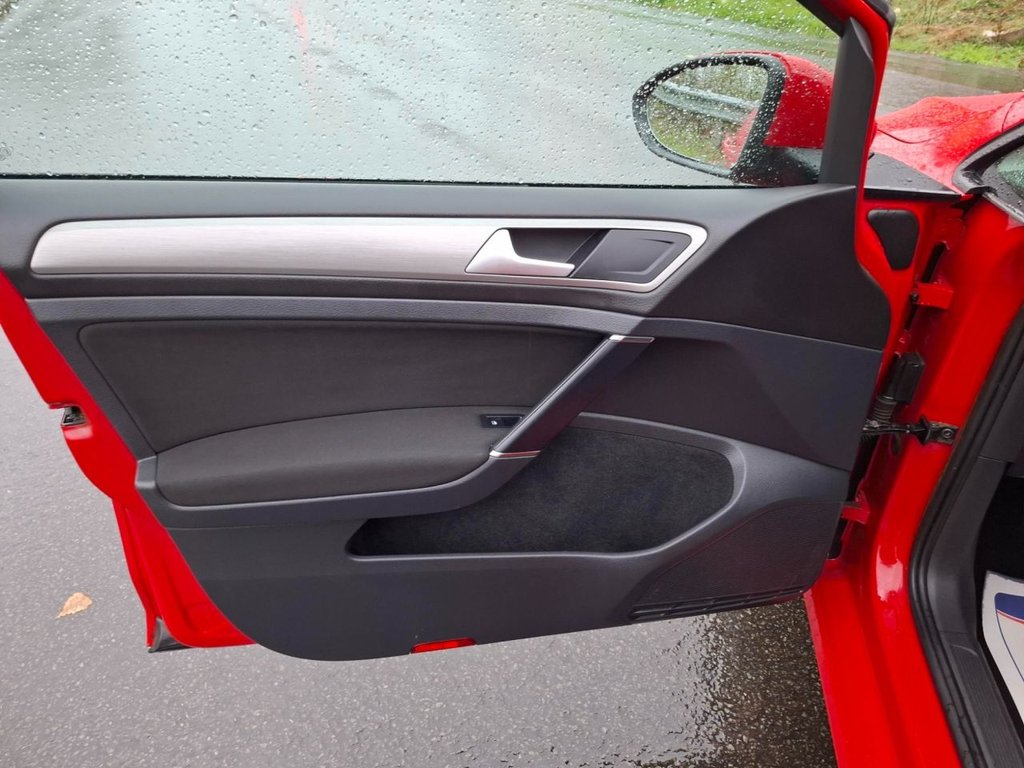 Used Volkswagen Golf 2015 for sale - 76768407: Photo 21