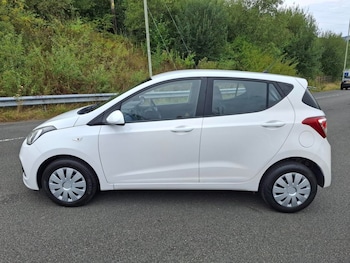 Used Hyundai i10 2015 for sale - 75548924: Photo