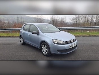 Used Volkswagen Golf 2010 for sale - 77037703: Photo