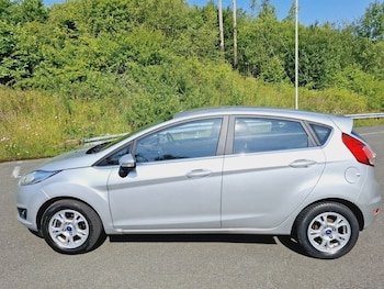 Used Ford Fiesta 2016 for sale - 76080260: Photo