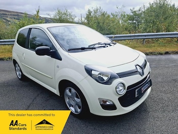 2014 (64) - 1.2 16V Dynamique Hatchback 3dr Petrol Manual Euro 5 (75 ps)