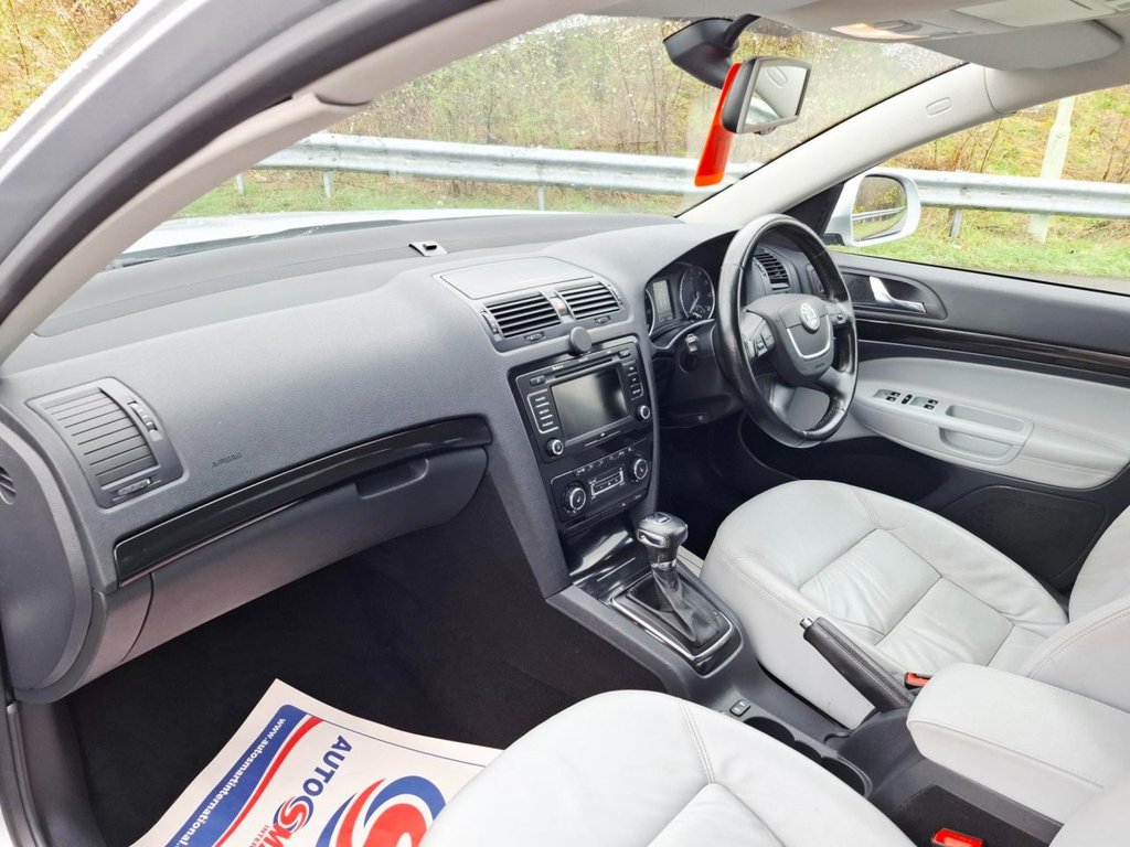 Used Mercedes-Benz E Class 2012 for sale - 78043992: Photo 12