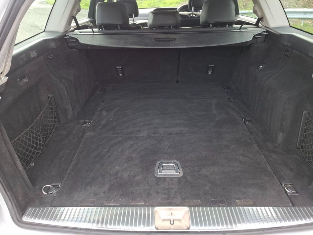 Used Mercedes-Benz E Class 2012 for sale - 78043992: Photo 17