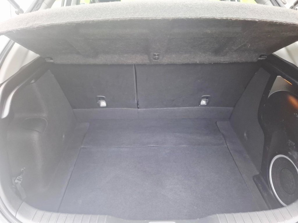 Used Honda Civic 2014 for sale - 76590936: Photo 16