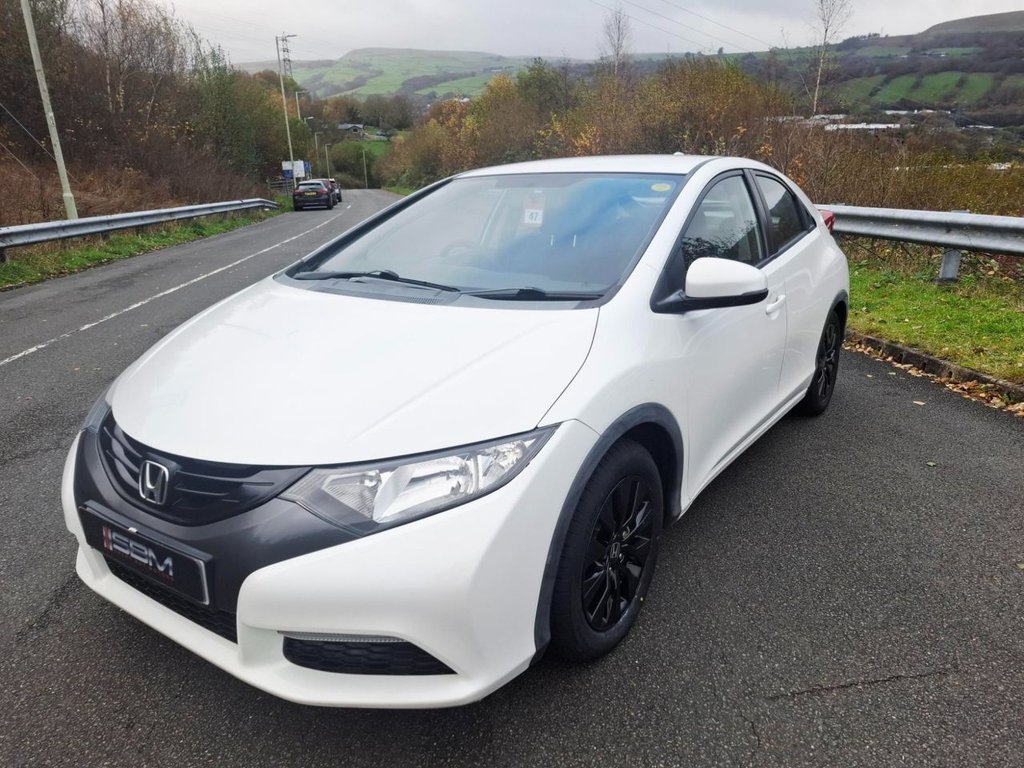 Used Honda Civic 2014 for sale - 76590936: Photo 3