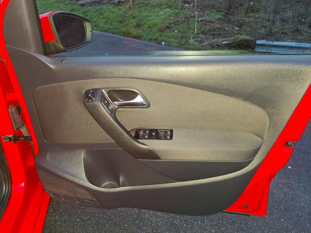 Used Volkswagen Polo 2012 for sale - 77199916: Photo 19